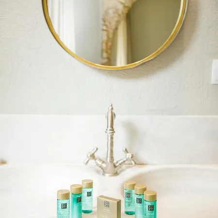 Les Clarisses Boutique Vic