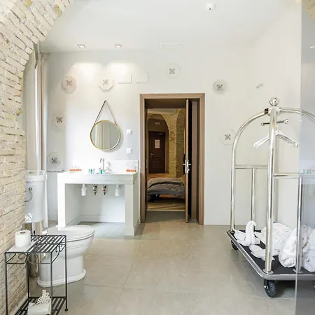 Les Clarisses Boutique 4* Vic
