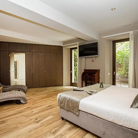 Les Clarisses Boutique Hotel