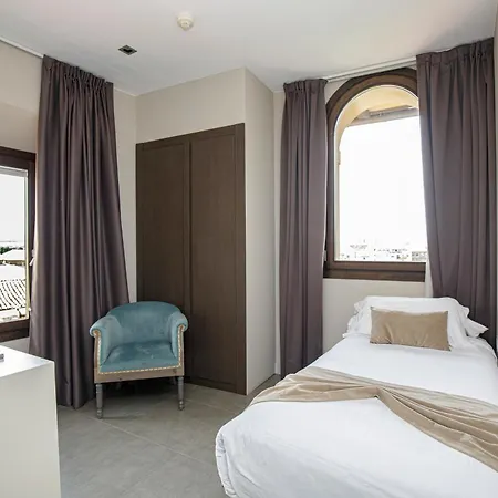 Les Clarisses Boutique 4*
