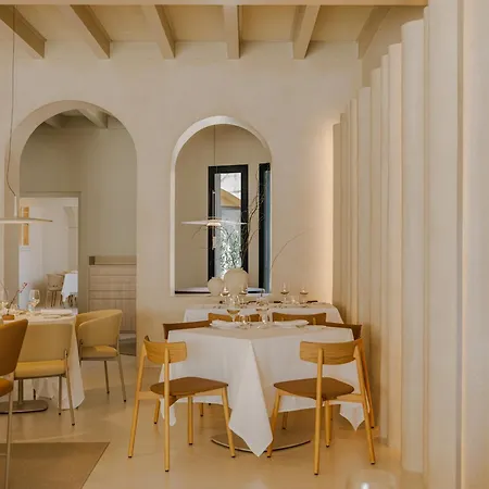 Les Clarisses Boutique Hotel 4*