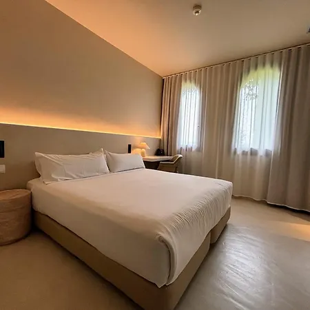 Hotel Les Clarisses Boutique 4*
