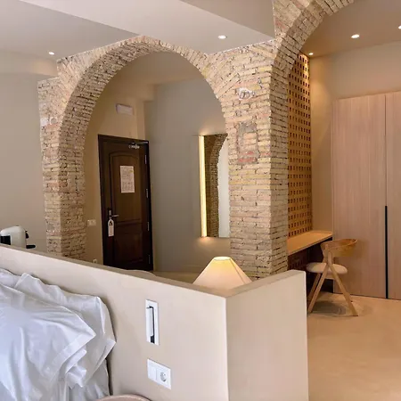 Les Clarisses Boutique Hotel 4*