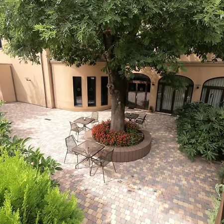 Les Clarisses Boutique Hotel